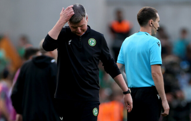 stephen-kenny-reacts-during-the-game