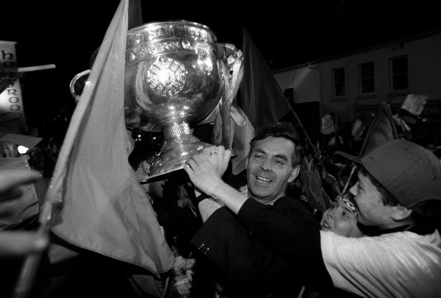 manager-brian-mceniff-with-the-sam-maguire