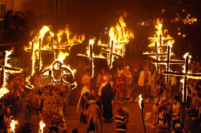 burning-crosses-form-part-of-a-breathtaking-parade-of-fire-and-fireworks-on-bonfire-night-in-lewes-england