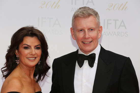 dublin-ireland-7th-may-2023-deirdre-okane-and-patrick-kielty-arriving-on-the-red-carpet-at-the-irish-film-and-television-awards-iftas-dublin-royal-convention-centre-credit-doreen-kennedyalam