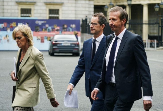 rte-commercial-director-geraldine-oleary-left-interim-deputy-director-general-adrian-lynch-centre-and-chief-financial-officer-richard-collins-right-arriving-at-leinster-house-dublin-to-appea