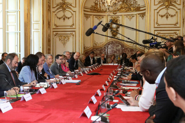 french-health-minister-francois-braun-french-labour-minister-olivier-dussopt-french-prime-minister-elisabeth-borne-and-deputy-chief-of-staff-to-prime-minister-etienne-champion-during-the-interminist