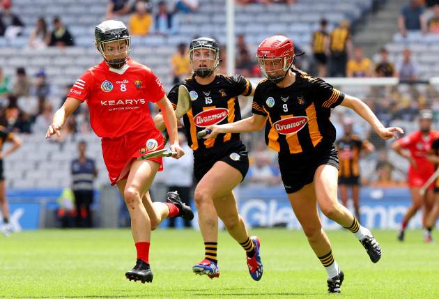 saoirse-mccarthy-comes-up-against-kellyann-doyle-and-julianne-malone