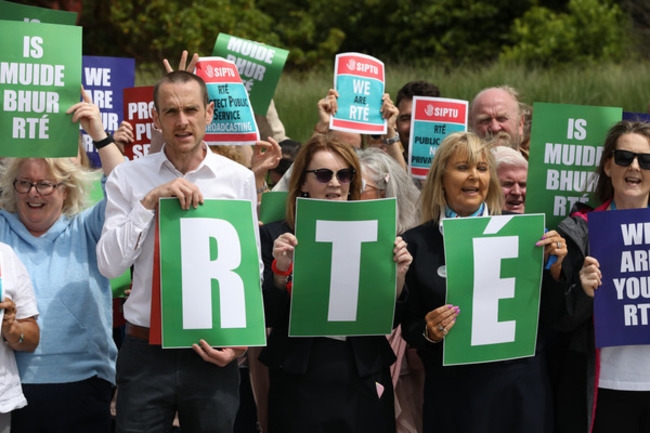 RTE STAFF PROTEST 5A8348