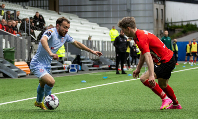 paul-mcmullan-on-the-attack