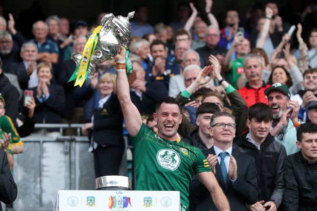 donal-keogan-lifts-the-tailteann-cup