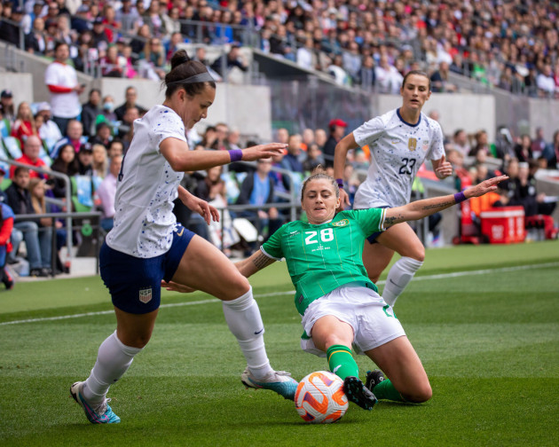 austin-united-states-08th-apr-2023-sophia-smith-8-usa-and-sinead-farrelly-28-ire-in-action-during-international-friendly-at-q2-stadium-in-austin-texas-united-states-no-commercial-usage-e