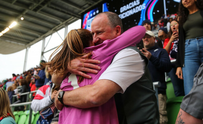 courtney-brosnan-with-her-father-sean-after-the-game