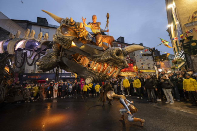 10DRAGON Galway int Arts FEST