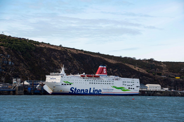 stena-line-ferry-fishguard-port-pembrokeshire-to-rosslare