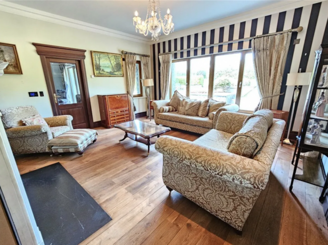 Screenshot 2023-07-25 at 13.29.17