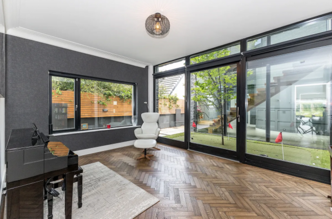 Screenshot 2023-07-25 at 13.31.00