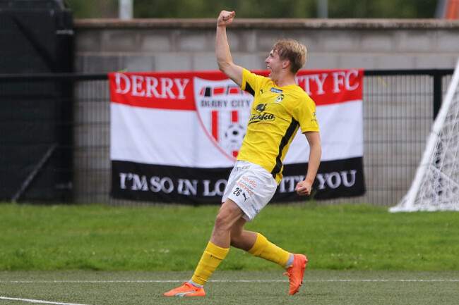 axel-vidjeskog-celebrates-his-goal