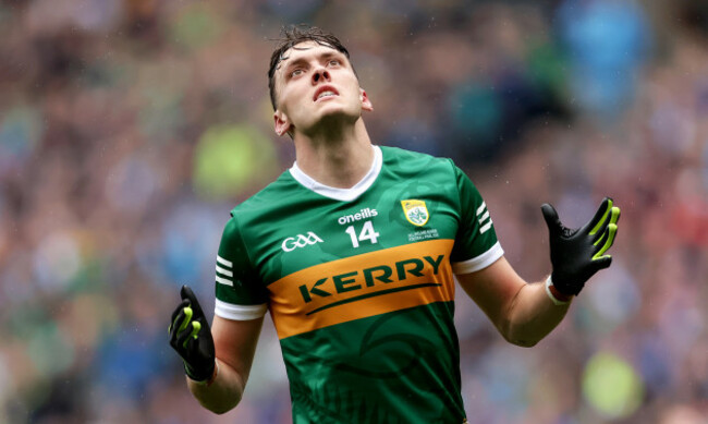 david-clifford-reacts-to-a-missed-chance