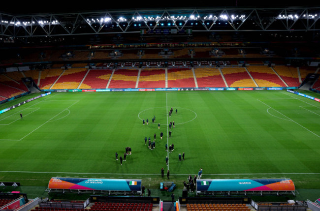 ireland-players-on-the-pitch