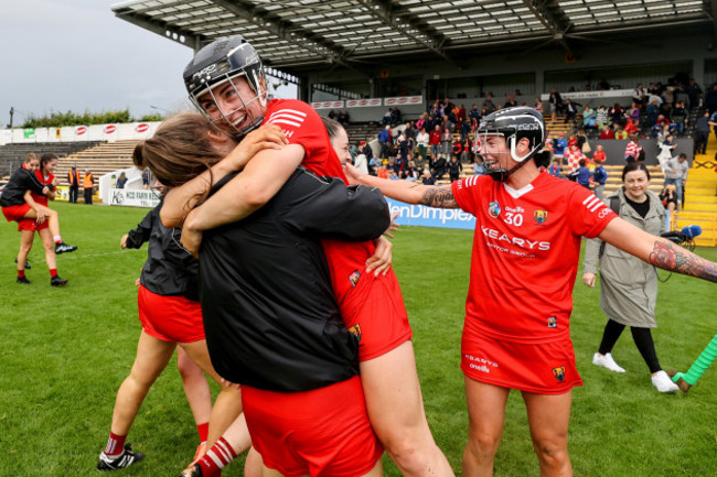 amy-oconnor-celebrates-after-the-final-whistle