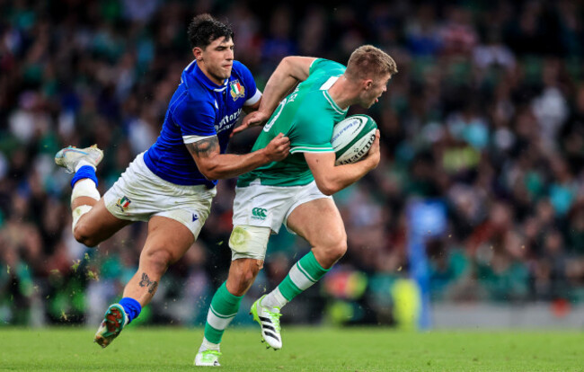 tommaso-menoncello-tackles-jack-crowley