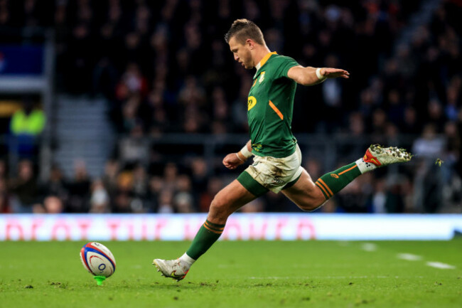 handre-pollard-takes-a-kick