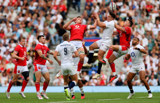 taine-plumtree-and-josh-adams-with-henry-arundell