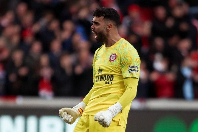 file-photo-dated-04-02-2023-of-brentford-goalkeeper-david-raya-celebrates-brentford-goalkeeper-david-raya-has-joined-arsenal-on-a-season-long-loan-the-clubs-have-announced-issue-date-tuesday-augus