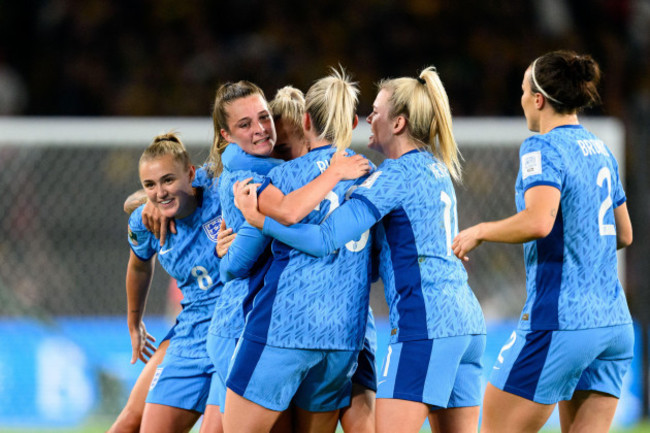 ella-toone-of-uk-celebrates-after-0-1-during-the-fifa-womens-world-cup-semifinal-between-australia-and-england-on-august-16-2023-in-sydney-photo-mathias-bergeldbildbyrankod-mbmb0695sipa