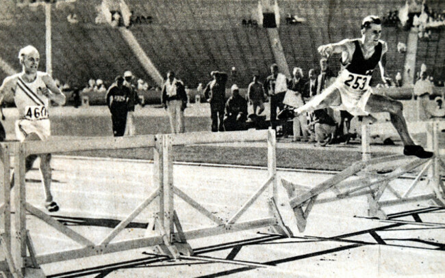 photograph-of-the-400-meter-hurdles-during-the-1932-olympic-games-won-by-irelands-bob-tisdall-1907-2004-who-also-set-the-world-record-at-51-7-seconds-however-under-the-rules-of-the-time-as-he-ha