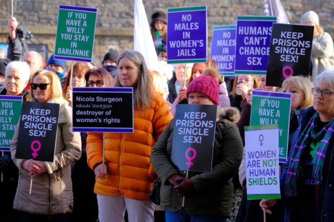 edinburgh-scotland-uk-9th-feb-2023-women-protest-against-the-snps-gender-recognition-reform-bill-credit-mark-lear-alamy-live-news
