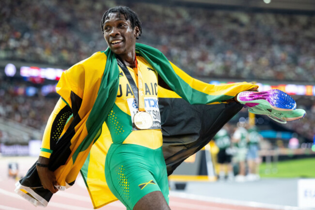 budapest-hungary-24th-aug-2023-athletics-world-championship-400m-men-final-at-the-national-athletics-center-antonio-watson-jamaica-cheers-at-the-finish-line-credit-sven-hoppedpaalamy-l