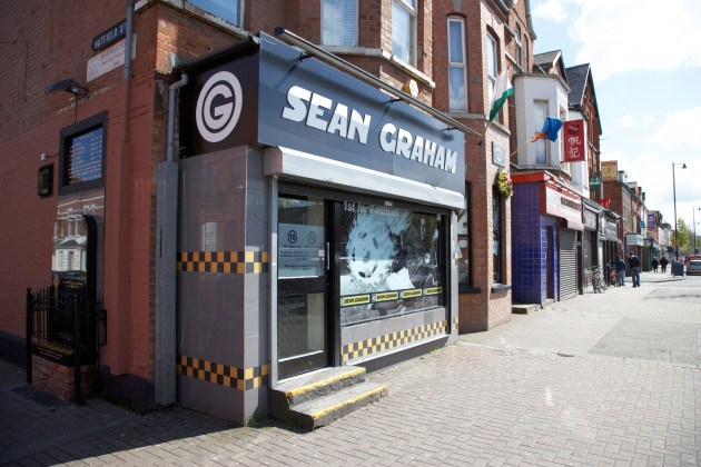 sean-grahams-bookmakers-on-the-lower-ormeau-road-belfast-northern-ireland-uk