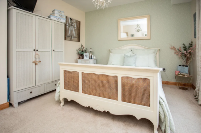 Screenshot 2023-08-30 at 10.04.47