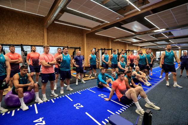the-ireland-squad-during-the-gym-session