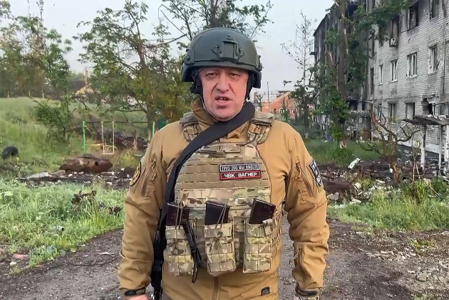 bakhmut-ukraine-25th-may-2023-wagner-group-founder-yevgeny-prigozhin-addresses-his-units-withdrawing-from-bakhmut-the-city-captured-from-the-ukrainian-armed-forces-may-25-2023-wagner-forces-ha