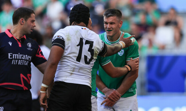 jonathan-sexton-with-jason-tomane-after-scoring-a-try