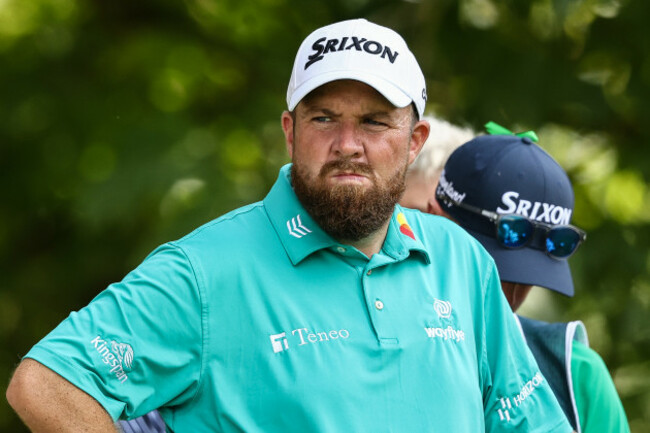 shane-lowry-on-the-11th-tee-box