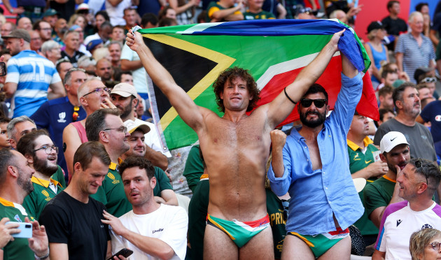 south-africa-fans-ahead-of-the-game
