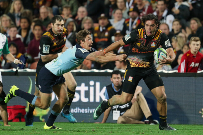waikato-hamilton-new-zealand-03rd-june-2017-june-3rd-2017-fmg-stadium-waikato-hamilton-new-zealand-super-rugby-chiefs-versus-waratahs-chiefs-winger-james-lowe-looks-to-break-the-tackle-of