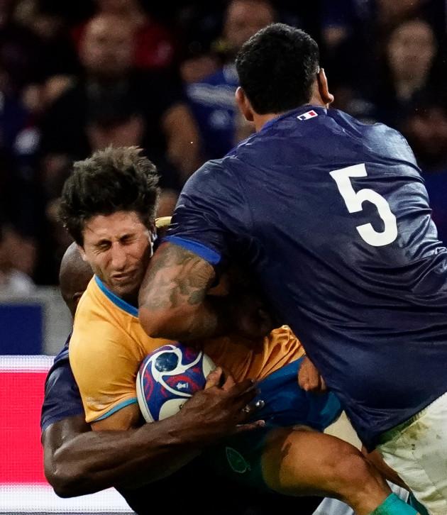 romain-taofifenua-collides-with-santiago-arata-which-resulted-in-a-yellow-card-to-be-reviewed-in-the-bunker
