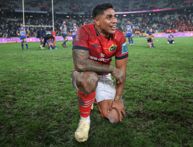 malakai-fekitoa-celebrates