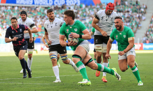 joe-mccarthy-runs-in-to-score-a-try-as-ronan-kelleher-celebrates