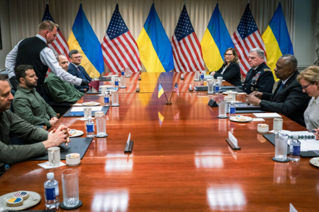 washington-united-states-of-america-21st-sep-2023-washington-united-states-of-america-21-september-2023-u-s-secretary-of-defense-lloyd-austin-right-comments-during-a-bilateral-meeting-with