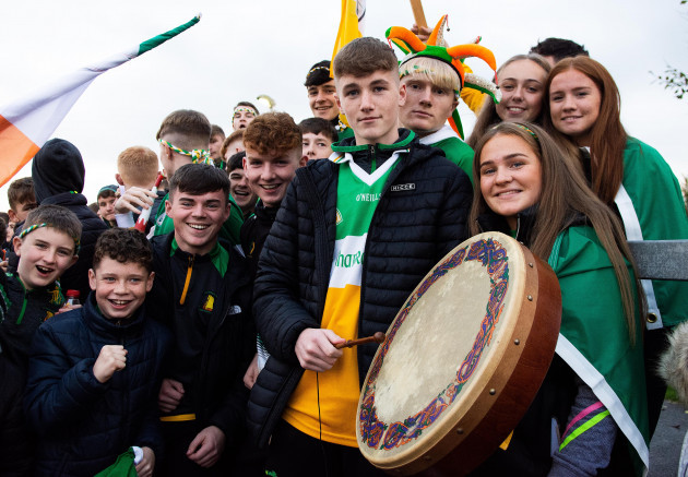carrickmore-supporters-before-the-game