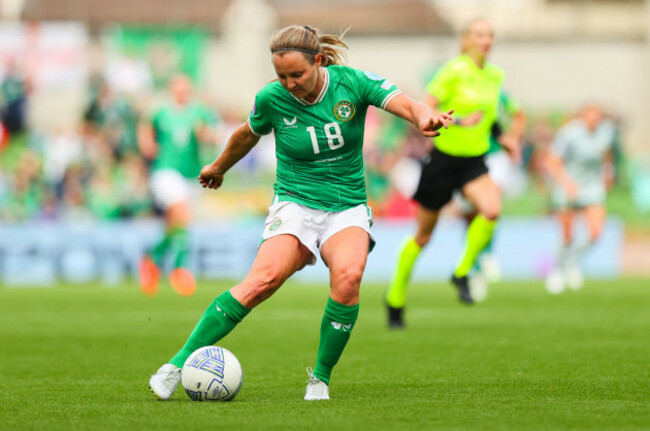 kyra-carusa-scores-her-sides-second-goal