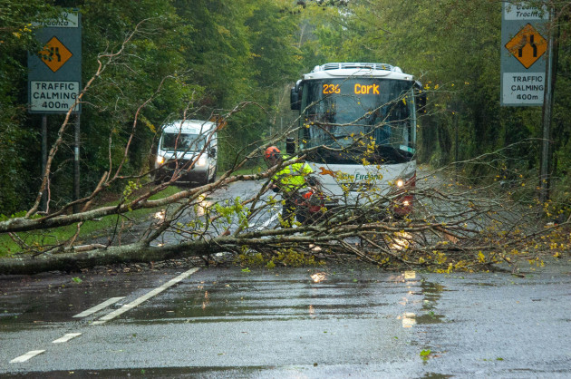 wednesday-sept-27-2023-bantry-west-cork-ireland-storm-agnes-hit-land-in-bantry-this-morning-drivers-are-warned-to-expect-delays-with-flooding-and-to-consider-vulnerable-road-users-drivers-in-ban