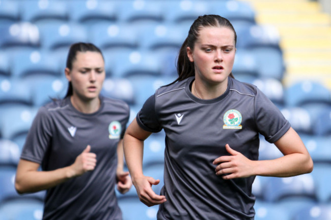 blacburn-uk-10th-sep-2023-blackburn-england-september-10th-2023-tyler-toland-4-blackburn-rovers-during-the-warm-up-before-taking-on-sheffield-united-at-ewood-park-blackburn-england-on-septe