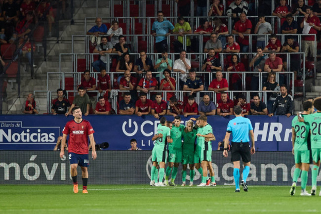pamplona-spain-23rd-sep-2023-sports-footballsoccer-atletico-de-madrid-players-celebrate-a-goal-of-antoine-griezmann-0-1-during-the-football-match-of-la-liga-ea-sports-between-ca-osasuna-and-at