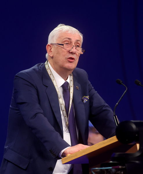 Sir Lindsay Harvey Hoyle 12