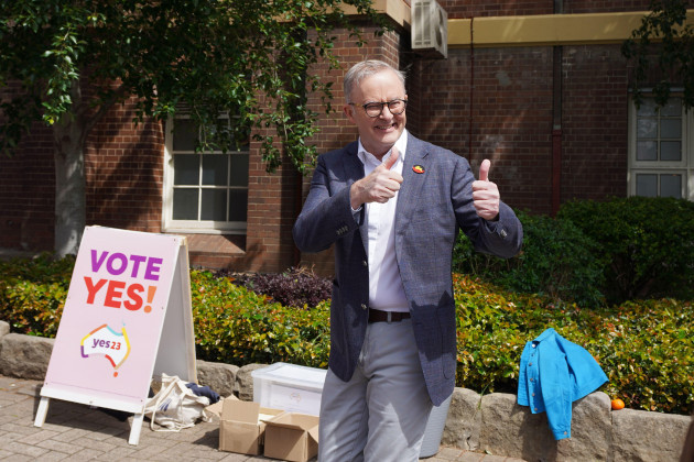 sydney-australia-07th-oct-2023-prime-minister-anthony-albanese-arrives-to-cast-his-vote-in-the-referendum-for-an-aboriginal-and-torres-strait-islander-voice-to-parliament-at-marrickville-town-hall