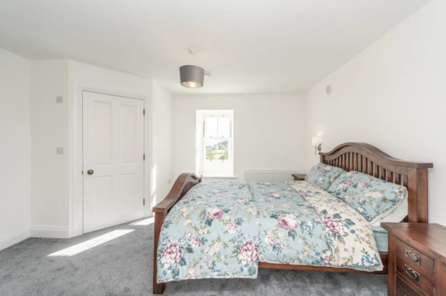 Screenshot 2023-10-18 at 22.06.00