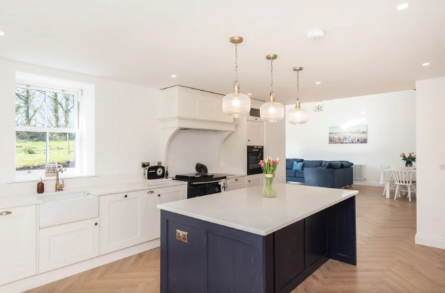 Screenshot 2023-10-18 at 22.05.34