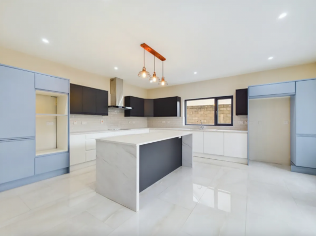 Screenshot 2023-10-18 at 22.16.34